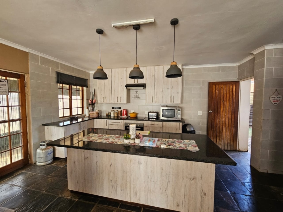 3 Bedroom Property for Sale in Miederpark North West